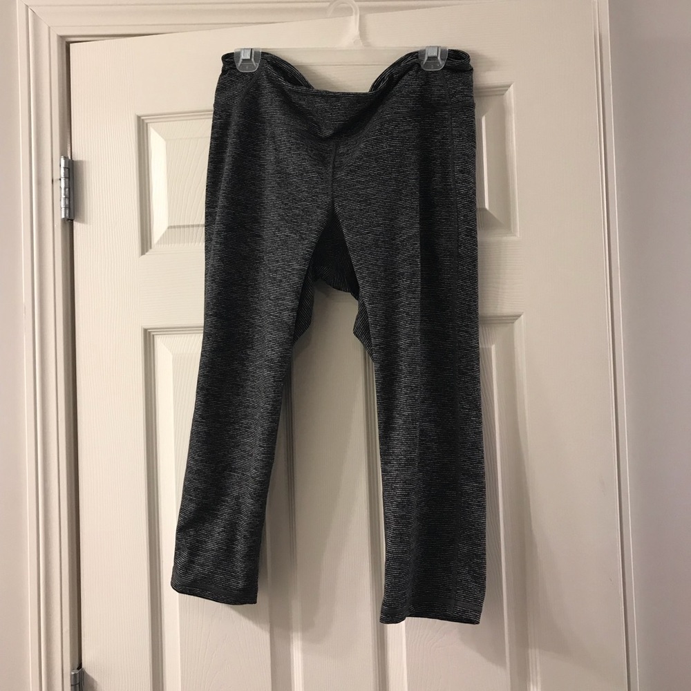 Cropped high rise active pants